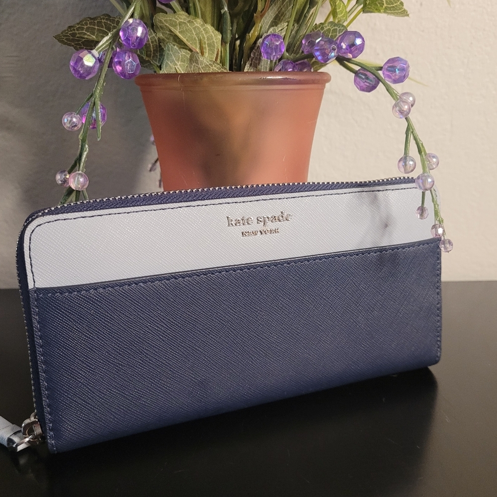 Kate Spade Saffiano Leather  Zip Around Continental Wallet - Picture 2 of 15